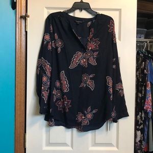 Zac & Rachel navy blouse